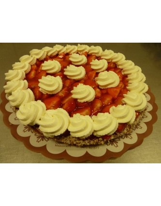 Aardbeienvlaai met slagroom heel Aardbeienvlaai met slagroom heel